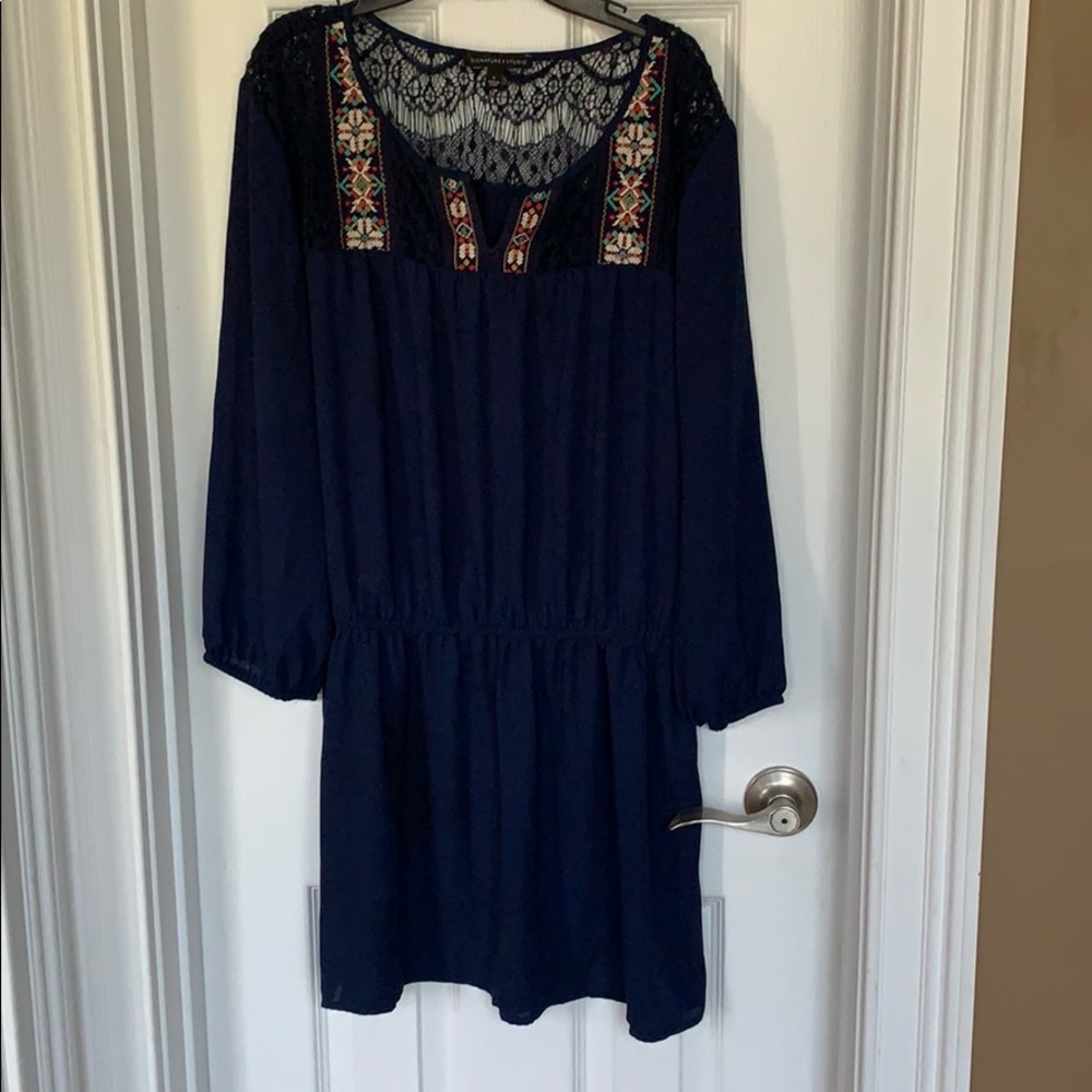 Signature Studio Navy Dress Large